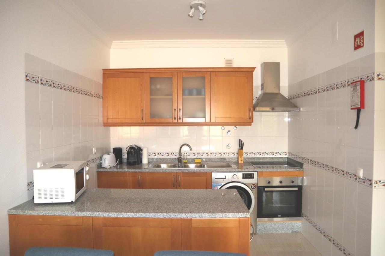 Apartamento Deolinda - Nossa Sra Da Rocha ปอร์เชส ภายนอก รูปภาพ