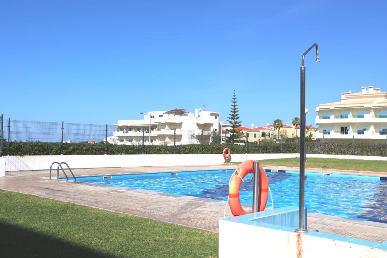 Apartamento Deolinda - Nossa Sra Da Rocha ปอร์เชส ภายนอก รูปภาพ